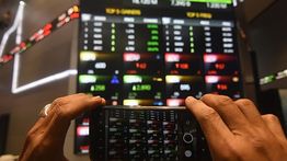 IHSG Terkoreksi Tipis di Awal Perdagangan, Rupiah Melemah ke Rp16.428 per Dolar AS