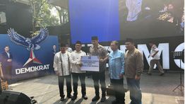 Ketua Umum Partai Demokrat AHY Serahkan Hewan Kurban secara Simbolis di Kantor DPP