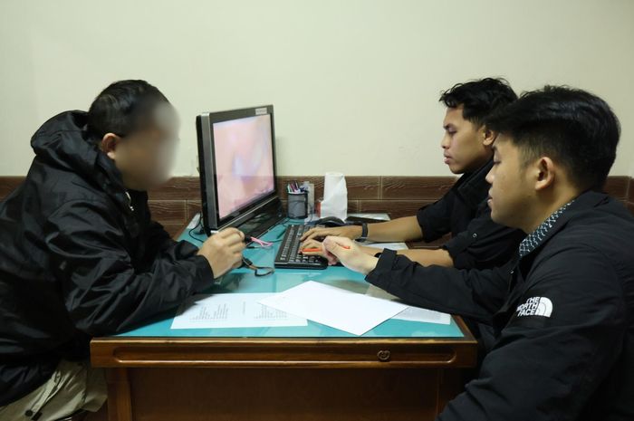 Imigrasi Tangkap WN China, Buron Kasus Penipuan Rp28,5 Miliar - Ntvnews.id