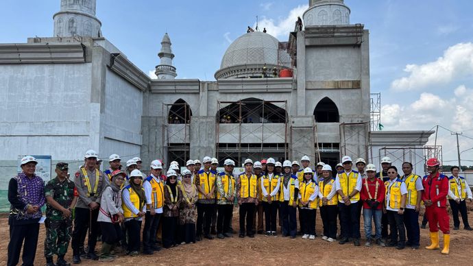 Wakil Presiden (Wapres) Gibran Rakabuming hari ini, Kamis, 6 Maret 2025, meninjau pembangunan Universitas Syekh Nawawi Banten (USNB)