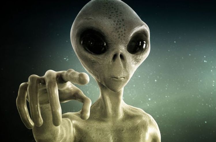 Alien <b>(Istimewa)</b>