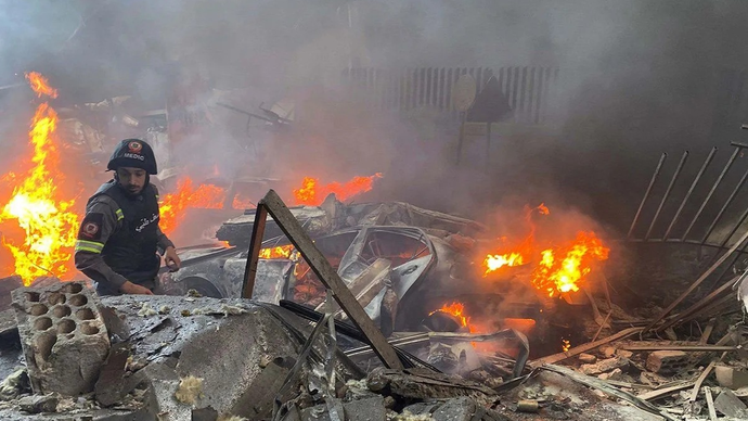 Foto menunjukkan kebakaran yang disebabkan oleh serangan udara Israel di Beirut, Lebanon, Rabu (8/4/2026). ANTARA/Xinhua/Bilal Jawich/aa.