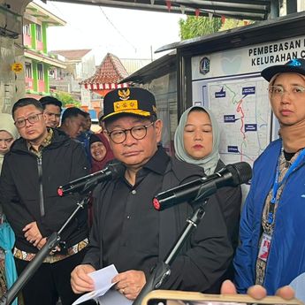 Pramono Lakukan Pembebasan Lahan Normalisasi Kali Ciliwung untuk Atasi Banjir Jakarta