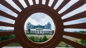 Otorita Ibu Kota Nusantara (IKN) menyiapkan lahan seluas sekitar 62,9 hektare yang akan dikembangkan menjadi kawasan khusus perwakilan negara-negara sahabat atau kawasan diplomatik internasional (diplomatic compound).