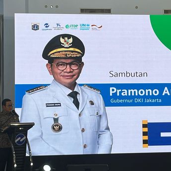 13 Wanita Jadi Sopir Baru TransJakarta, Pramono: Wujud Transportasi Publik Aman dan Inklusif