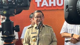 Gubernur DKI Jakarta, Pramono Anung menyatakan dukungan penuh terhadap kebijakan pemerintah terkait pembatasan penggunaan media sosial bagi anak di bawah usia 16 tahun.