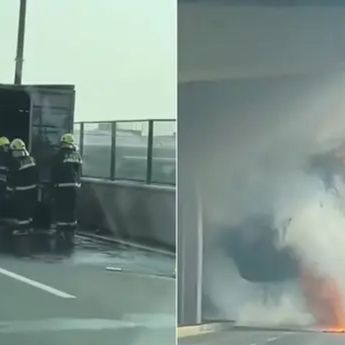 Ngeri, Truk Angkut Minyak Goreng Kecelakaan di Atas Jembatan dan Hasilkan Api Bak Air Terjun