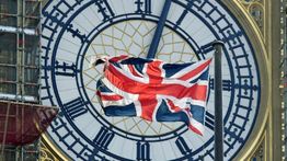 Pria Diringkus Usai Naik Jam Big Ben Inggris