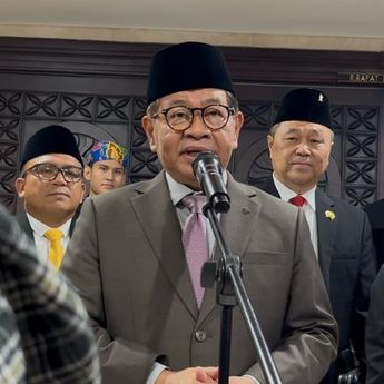 Kata Pramono Soal Pergantian Ketua DPRD DKI dari Khoirudin ke Suhud Alynudin