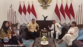 Pengacara ternama Hotman Paris Hutapea bertemu dengan Presiden Prabowo Subianto.