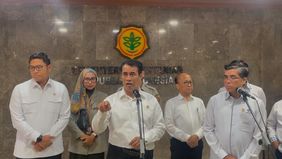 Menteri Pertanian (Mentan) Andi Amran Sulaiman dan Menteri Ketenagakerjaan (Menaker) Yassierli menandatangani Nota Kesepahaman (MoU) terkait kerja sama dalam klaster pertanian modern.
