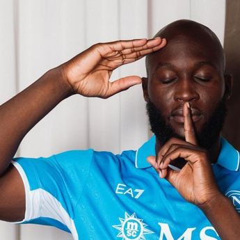 Romelu Lukaku Resmi Gabung Napoli