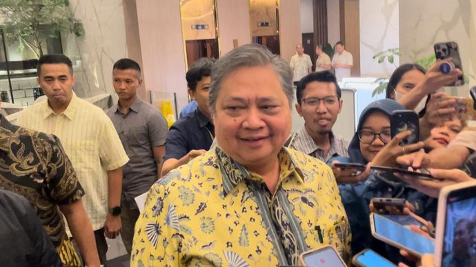 Menko Airlangga bantah ada pembatasan BBM bersubsidi (Ntvnews.id-Muslimin Trisyuliono)