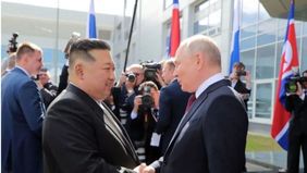Presiden Rusia Vladimir Putin menyatakan bahwa Korea Utara (Korut) telah menampung anak-anak tentara Rusia yang gugur di Ukraina di sebuah kamp musim panas di Korut.