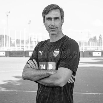 Pelatih Valencia CF dan 3 Anaknya Meninggal Usai Kapal Wisata Tenggelam di Labuan Bajo