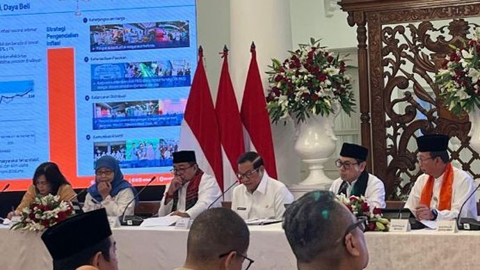 Pramono Anung di konferensi pers APBD DKI Jakarta.