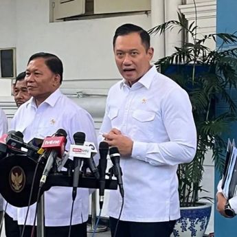 AHY: Tanggul Laut Pantura Jawa Akan Dikombinasikan dengan Mangrove