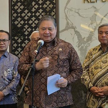 Di Depan Puluhan Dubes, Airlangga Ungkap Proyek PLTS Kapasitas 100 GW hingga AI