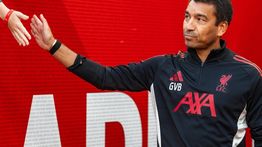 Giovanni Van Bronckhorst Masuk Radar Jadi Calon Pelatih Timnas Indonesia