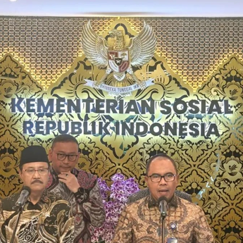 Kemensos Salurkan Lebih dari Rp700 Miliar Bansos Bencana di Sumatera
