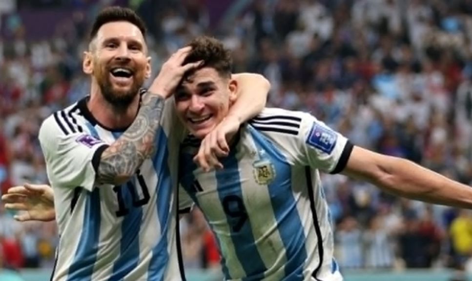 Julian Alvarez dan Lionel Messi saat tampil di Copa America 2024 <b>(Twitter)</b>
