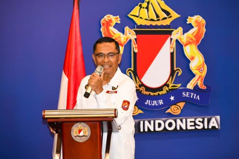 Wakil Ketua Umum (WKU) Kadin Perindustrian Saleh Husin merespons terkait terkait rencana pembentukan badan usaha milik negara (BUMN) di sektor tekstil.