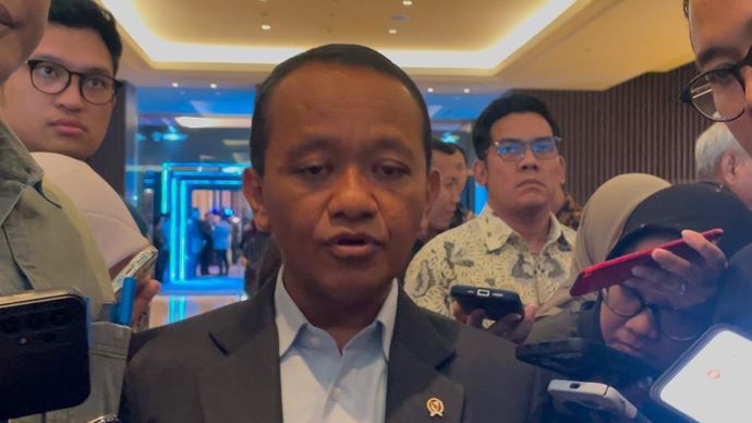 Menteri Energi dan Sumber Daya Mineral (ESDM) Bahlil Lahadalia menyampaikankan bahwa hingga saat ini pihaknya masih merumuskan lembaga yang nantinya akan mengawasi penyaluran LPG 3 kg atau gas melon. 