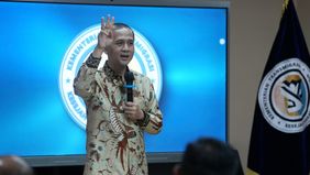 Menteri Transmigrasi M. Iftitah Sulaiman Suryanagara, yang juga merupakan veteran pasukan perdamaian PBB di Lebanon (UNIFIL), menekankan pentingnya kepemimpinan yang tangguh serta kewaspadaan tinggi dalam menjalankan misi perdamaian dunia. 