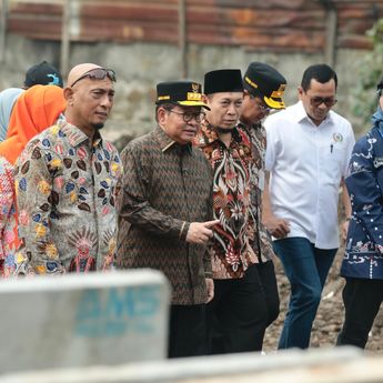 Pramono Tinjau Normalisasi Kali Mampang, Upaya Tekan Banjir Jelang Musim Hujan