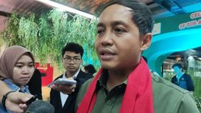 Menteri Kehutanan Raja Juli Antoni mengungkapkan bahwa upaya evakuasi terhadap pendaki perempuan asal Brasil berinisial JDSP yang terjatuh di Gunung Rinjani, Nusa Tenggara Barat, masih menghadapi kendala akibat cuaca ekstrem di kawasan tersebut.