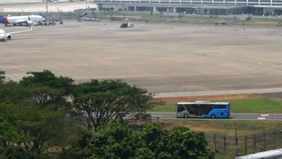 Layanan kalayang (skytrain) di Bandara Internasional Soekarno-Hatta saat ini tidak beroperasi akibat gangguan pada salah satu perangkat pendukungnya.