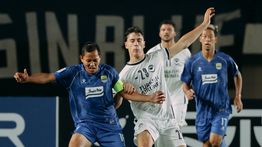 Persib Bandung Kian Dingin di Puncak Asia