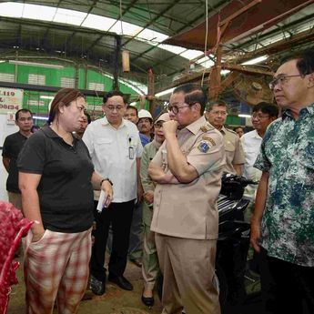 Pramono Anung Lepas 10 Armada Pasar Murah untuk 296 Lokasi