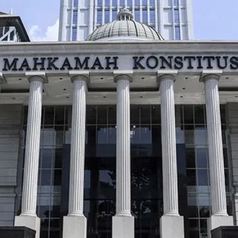 MK Resmi Kabulkan Pencabutan Gugatan Pilkada Jateng Andika-Hendi