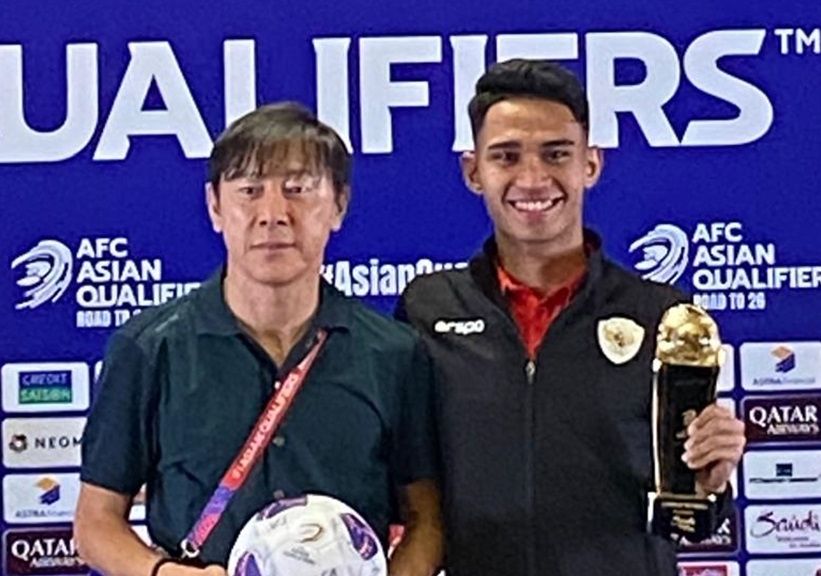 Marselino Ferdinan bersama pelatih timnas Indonesia, Shin Tae-yong <b>(NTVnews.id)</b>