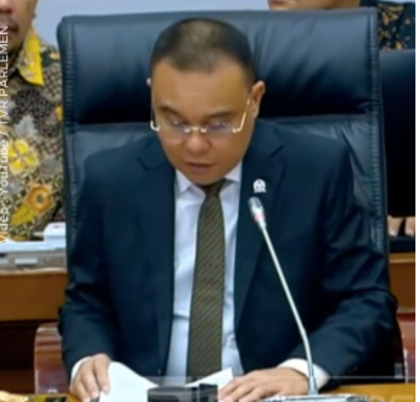Momen Waka DPR Kehilangan Palu Sidang <b>(Istimewa)</b>