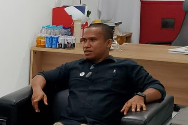 Staf Khusus Menteri HAM Bidang Pemenuhan Hak Asasi Manusia, Yosef Sampurna Nggarang  <b>(Kementerian HAM)</b>