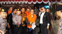 Ditanya Agenda Tanggal 25, Immanuel Ebenezer: Batal