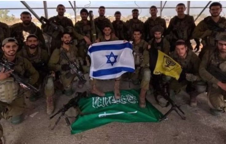 Tentara Israek Injak Bendera Arab Saudi  <b>(Istimewa)</b>