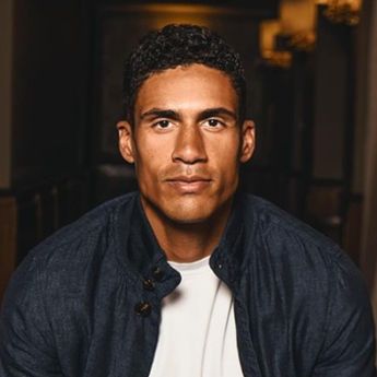 Mantan Pemain MU, Raphael Varane Resmi Gabung Klub Milik Pengusaha Indonesia Como 1907