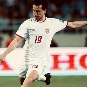 Thom Haye dan Federico Barba Berpeluang Debut Lawan Borneo FC