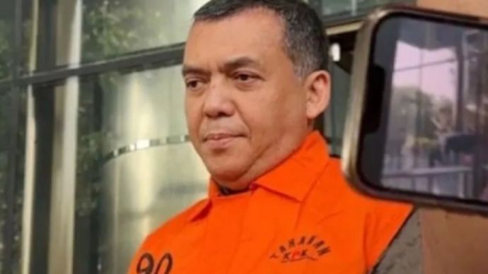 Wamen Imipas Silmy Karim Pakai Rompi Oranye KPK