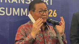 Pramono Minta Pedagang Pinggir Jalan Masuk ke Dalam Pasar Kramat Jati