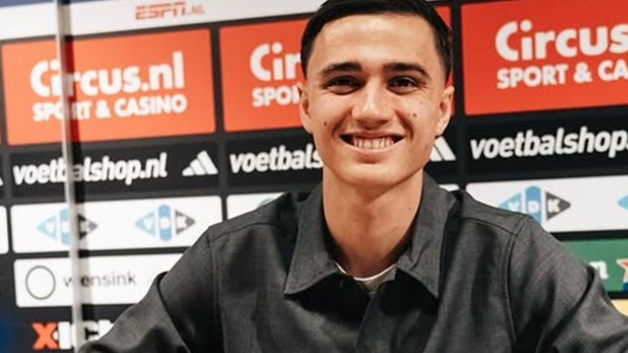 Eliano Reijnders memperpanjang kontrak di klubnya, PEC Zwolle