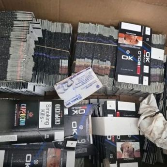 Viral Petugas Bea Cukai Razia Warung Madura, Ternyata Buru Rokok Ilegal