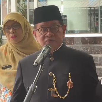 Pramono Instruksikan Satpol PP Tertibkan Pengemis Secara Humanis