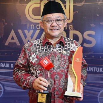 Mendikdasmen Sabet 2 Penghargaan Pendidikan