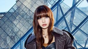 Promotor menginformasikan adanya penurunan harga tiket untuk acara fan meeting Lisa BLACKPINK di Jakarta tahun ini. Harga tiket acara bertajuk LISA Fan Meetup in Asia 2024 - Jakarta tersebut kini lebih rendah dari pengumuman sebelumnya.