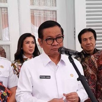 Pramono Anung Larang Pak Ogah Atur Lalu Lintas di Jalan TB Simatupang