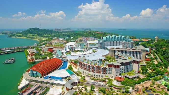 Pantai Pulau Sentosa Singapura Ditutup
